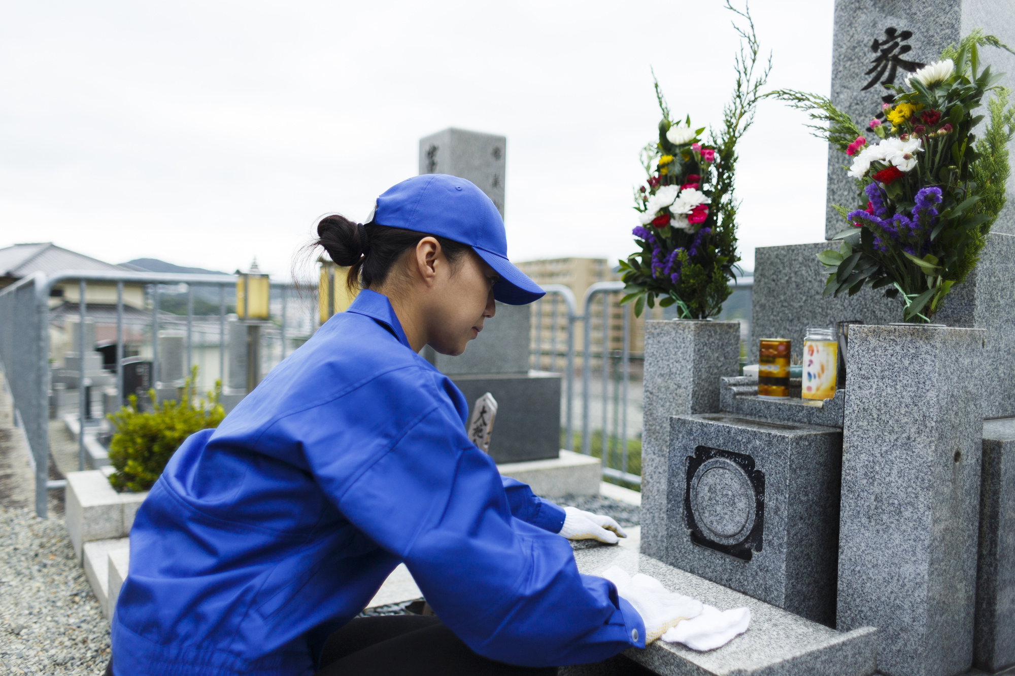 石材のプロによる安心サポートの様子