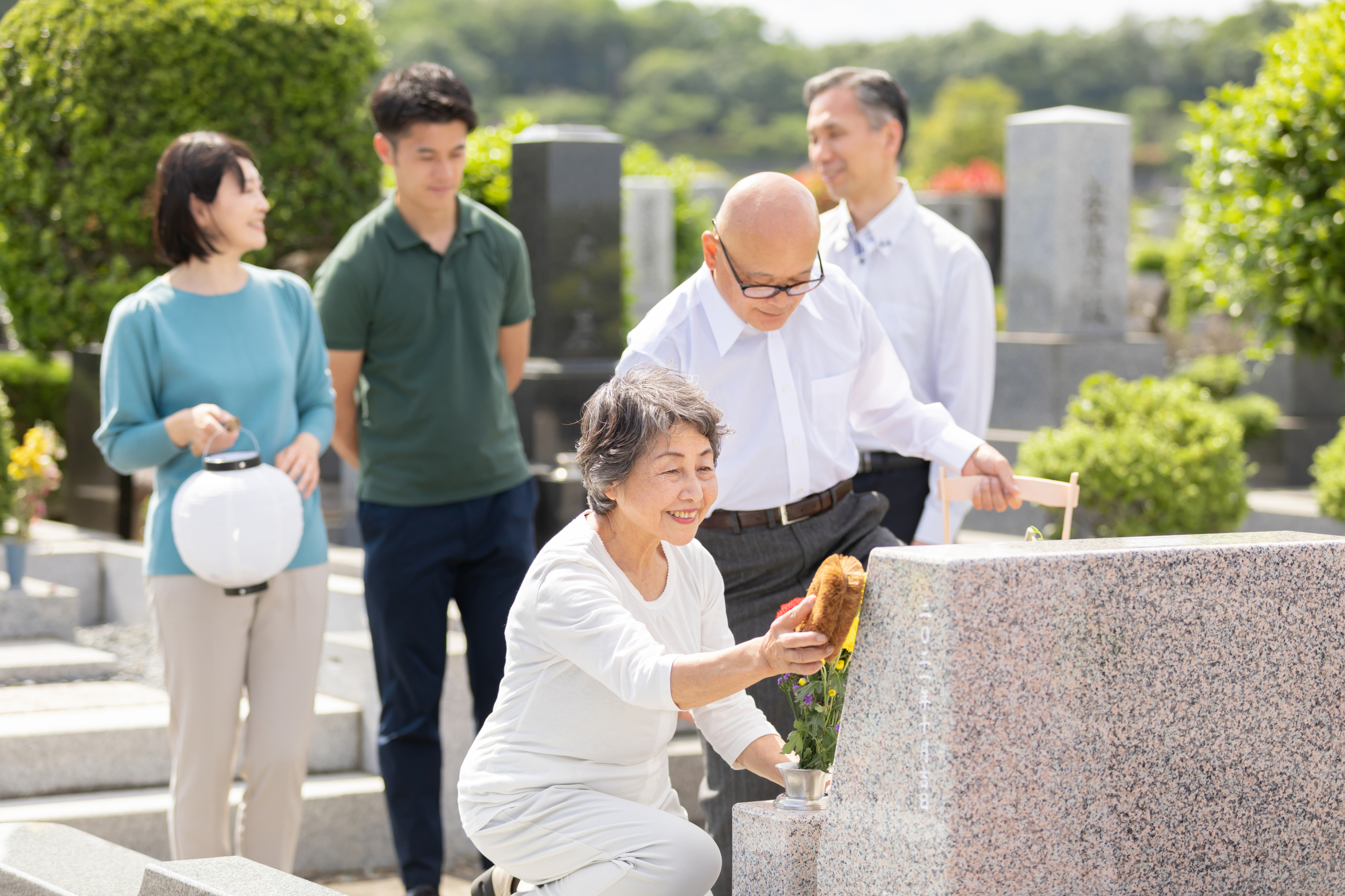 お掃除・お参り代行の様子